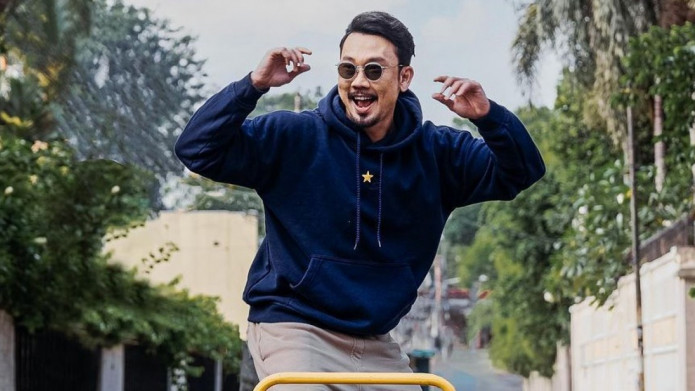 Kondisi Denny Sumargo Usai Bus yang Ditumpanginya Alami Kecelakaan