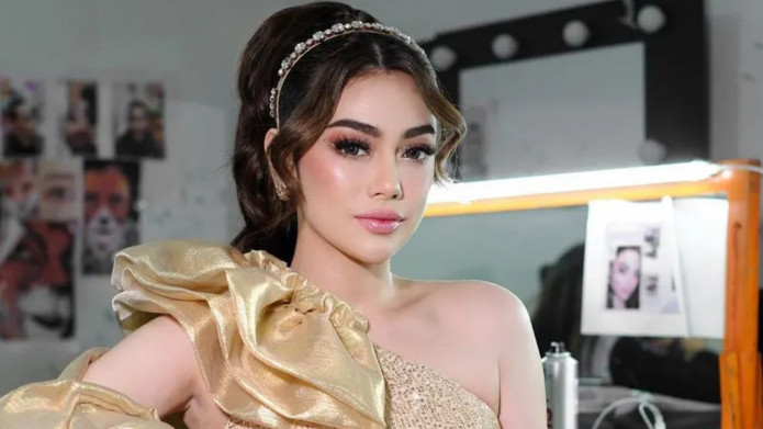 Terseret Kasus Korupsi, Celine Evangelista Klarifikasi Kedekatannya dengan Jaksa Agung