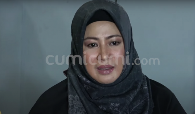 Bukan Fitnah, Eks Istri Sah Tekankan Rumah Tangganya Hancur karena Melly Goeslaw
